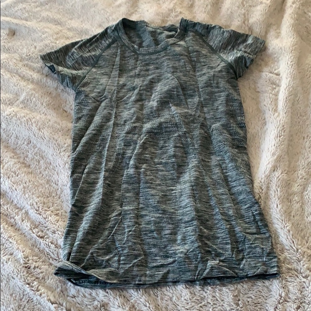Swiftly Tech Tee